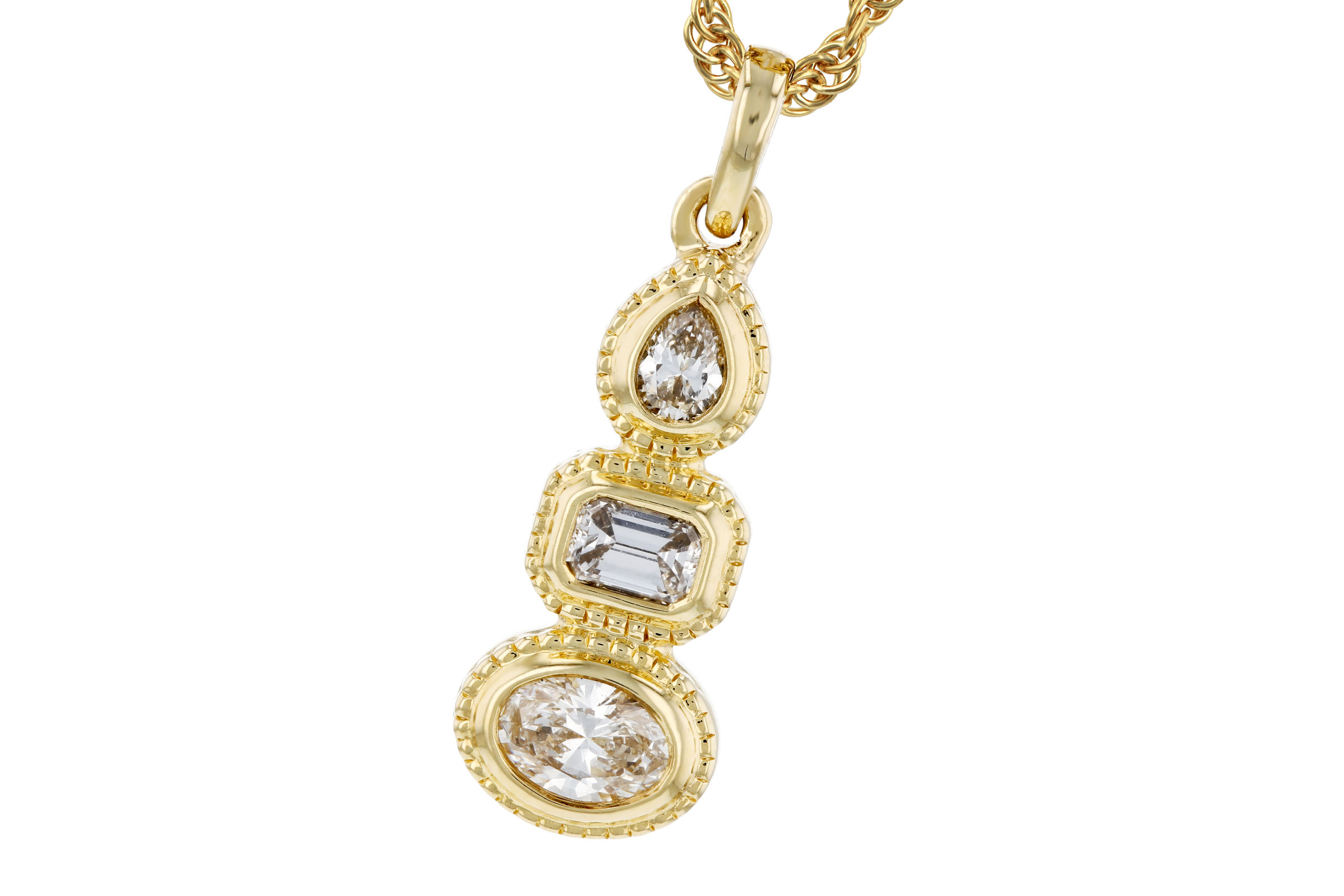 B321-20902: NECKLACE .34 TW FANCY CUT DIAMONDS