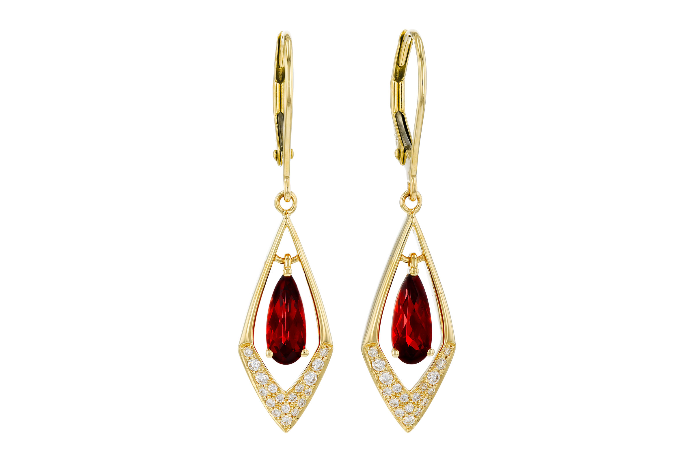 C321-20838: EARR 1.13 TW GARNET 1.28 TGW