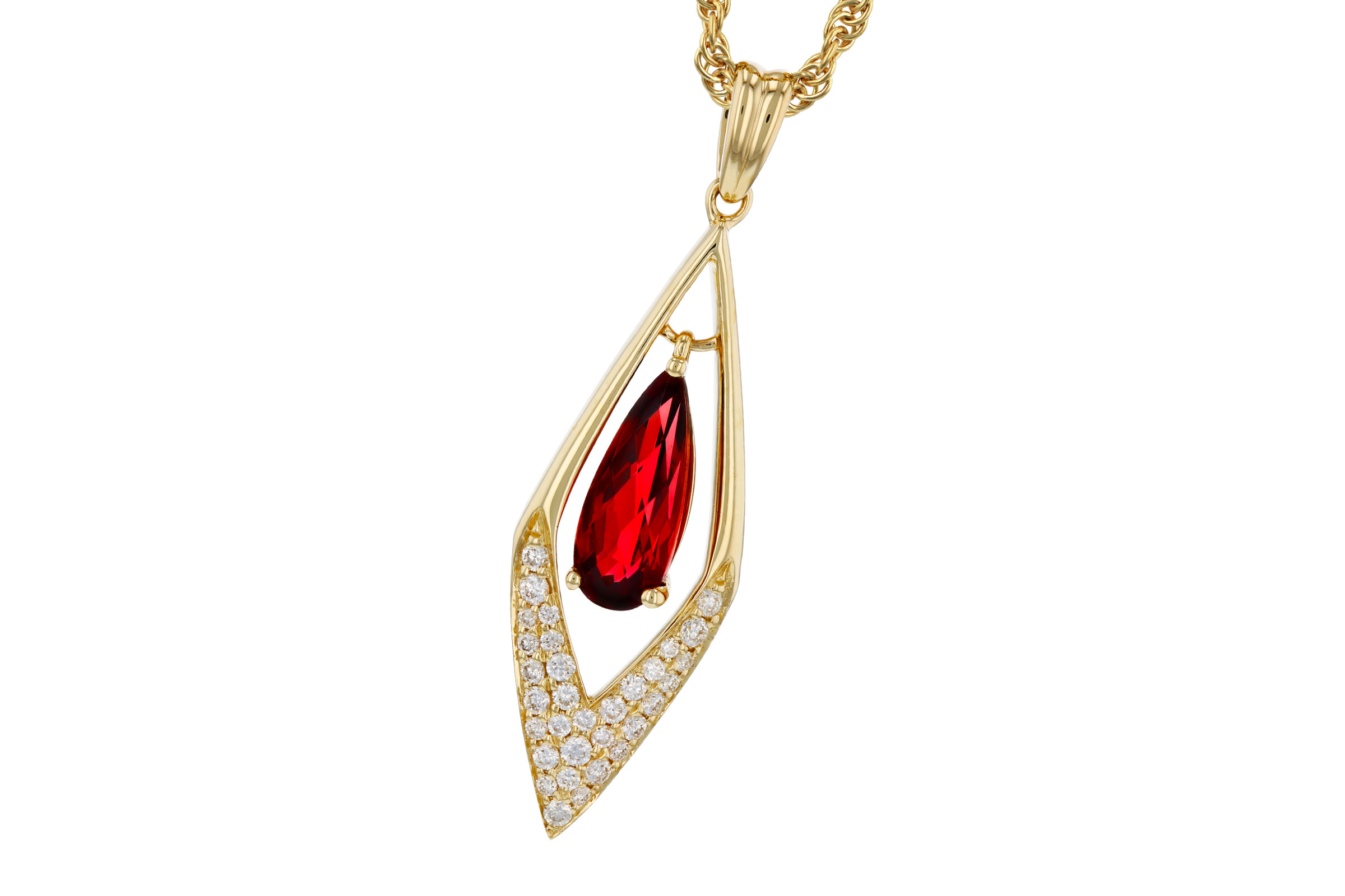 D321-20838: NECK .93 GARNET 1.10 TGW (10x4MM GAR)