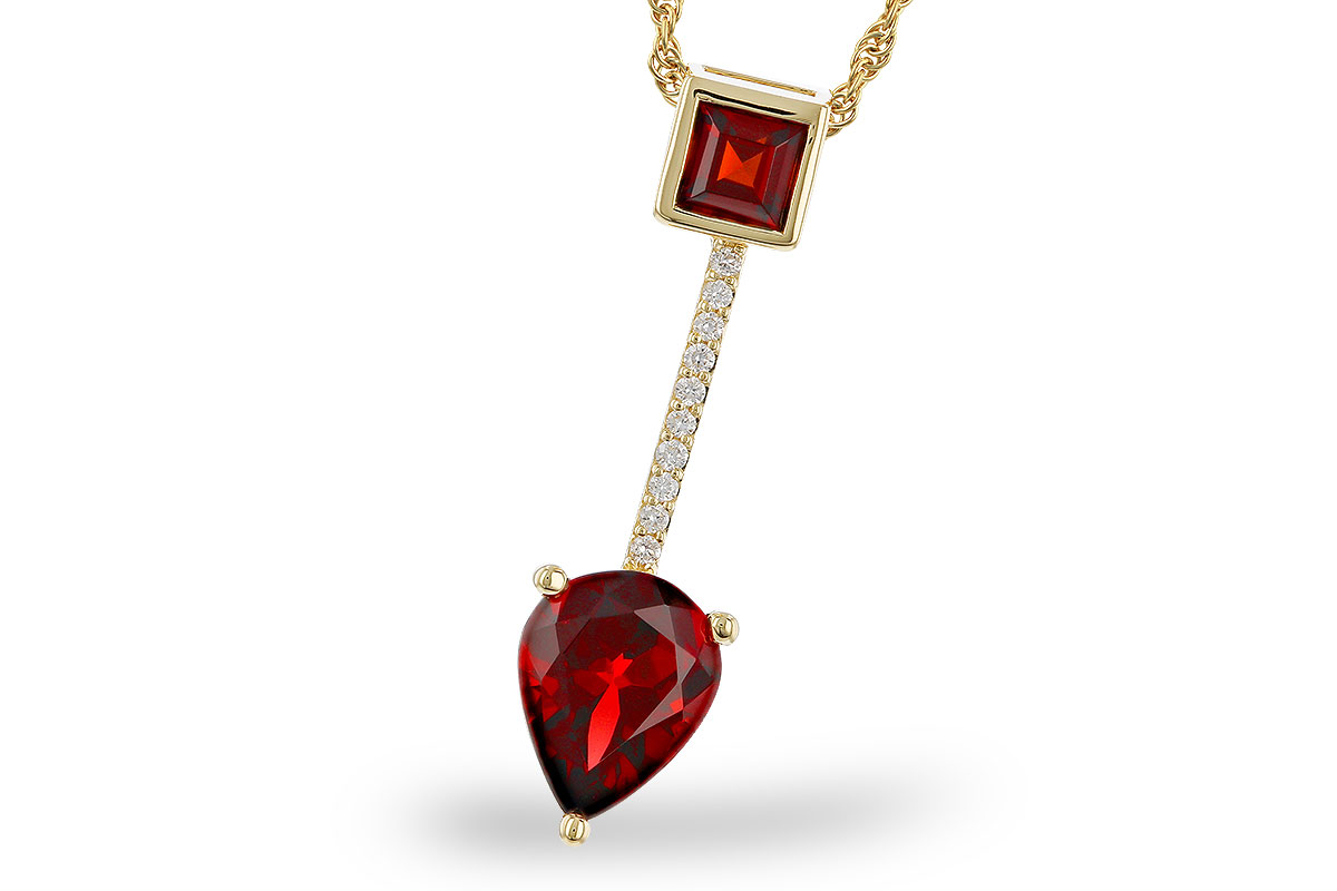 E320-29920: NECKLACE 2.15 GARNET 2.20 TGW