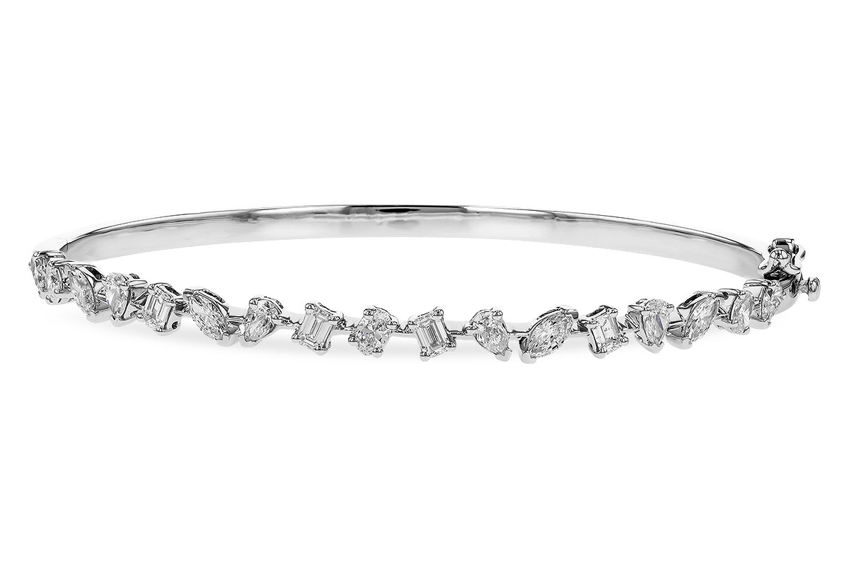 K319-44529: BANGLE 1.70 TW FANCY CUT DIAS