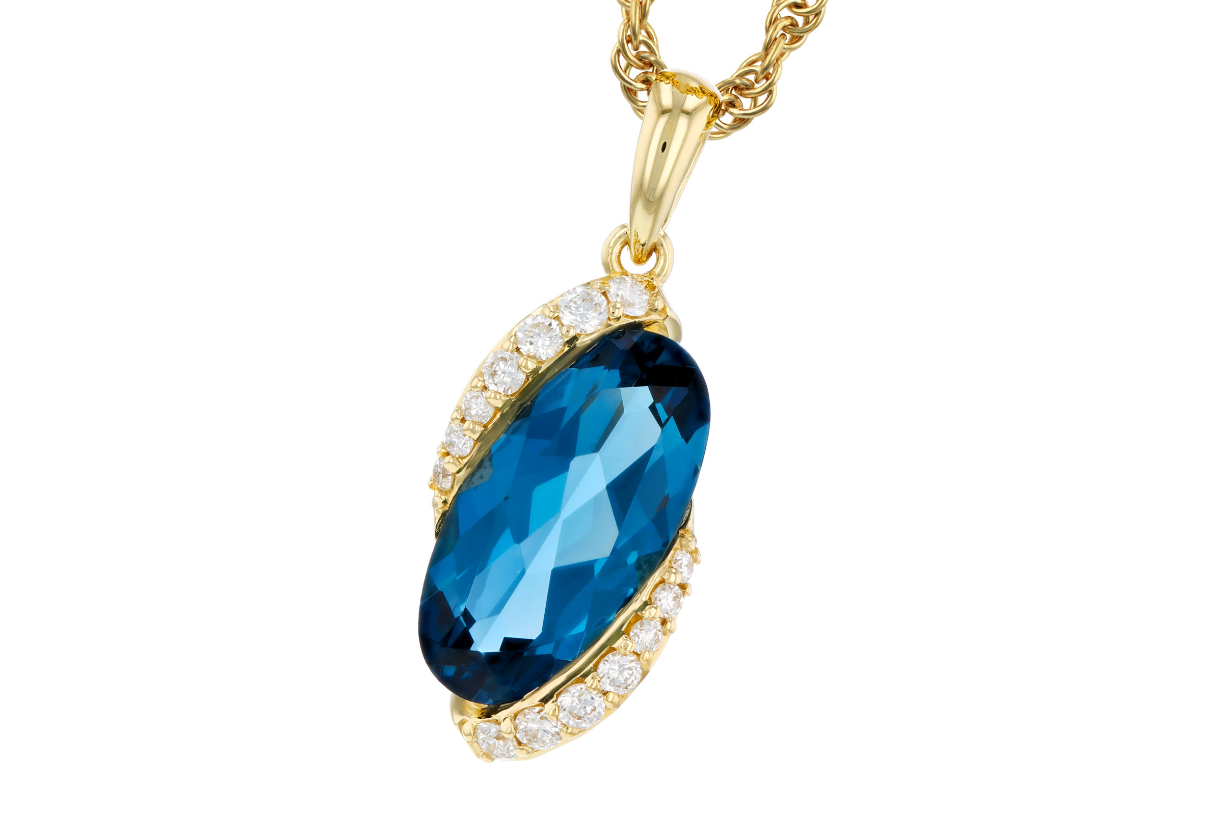 K321-21756: NECK 2.25 LONDON BLUE TOPAZ 2.37 TGW (12x6MM LBT)